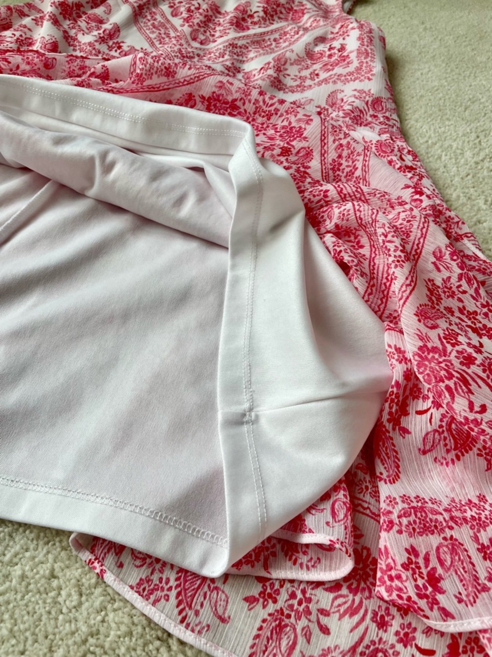 Paisley Pink/White Mock Neck Sleeveless Flowy Dress | Calvin Klein | Size 2 - Picture 12 of 13